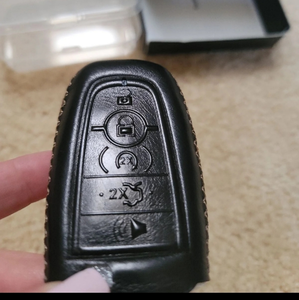 🚫SOLD🚫  Key Car Fob Cover for Lincolns and Fords